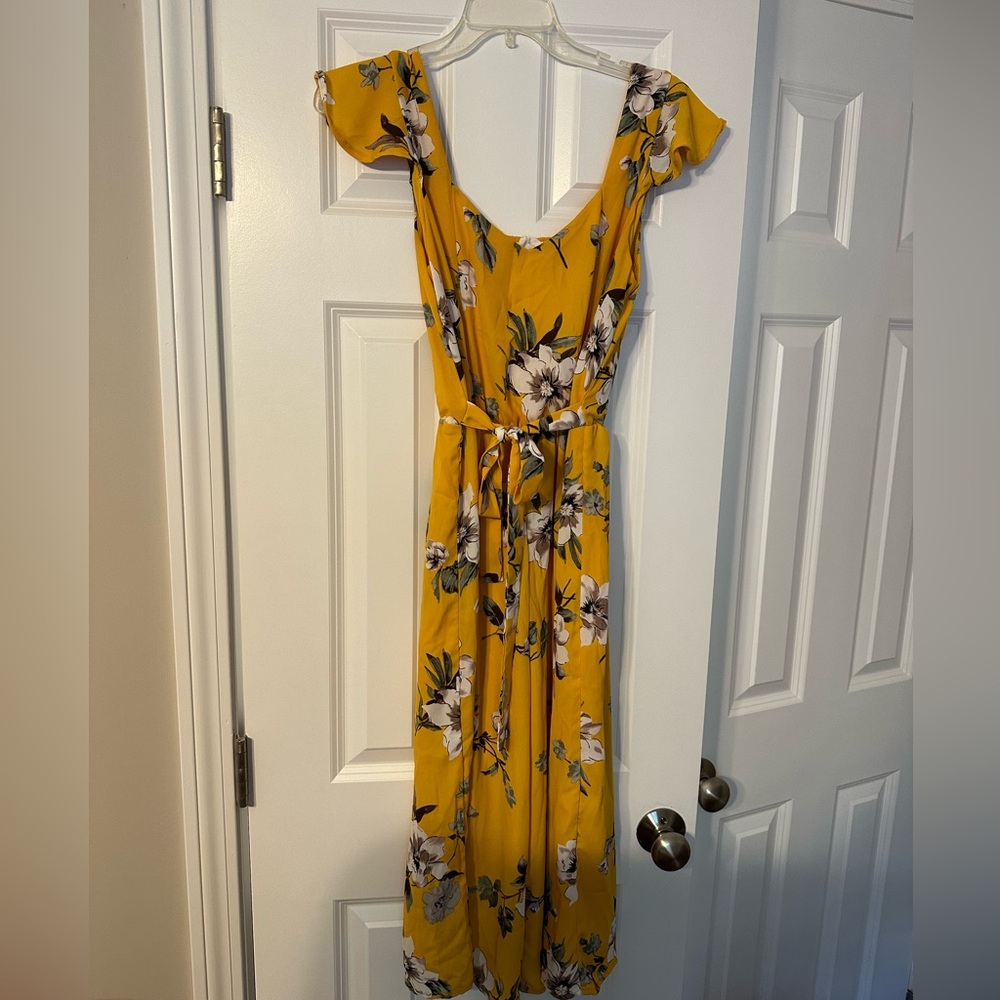 Adorable yellow floral romper